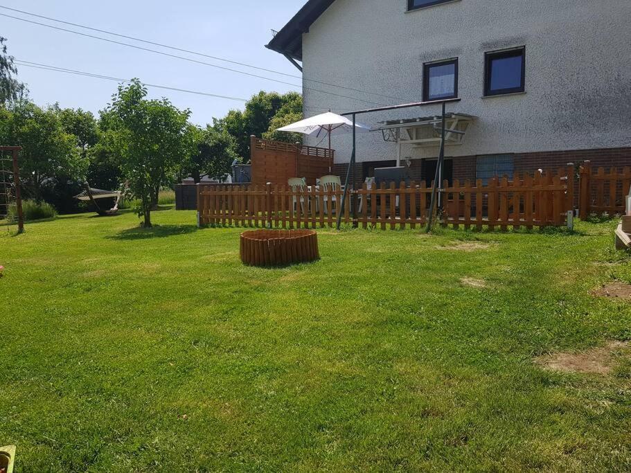 Ferienwohnung Bela, Naehe Nuerburgring Luxem Exterior photo